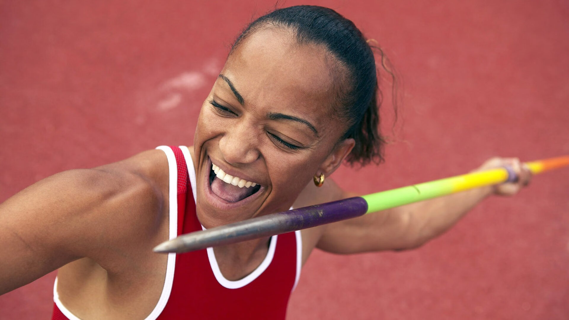 爱游戏体育app-蛙泳冲刺希腊选手稳居前列，顶级蛙泳技术